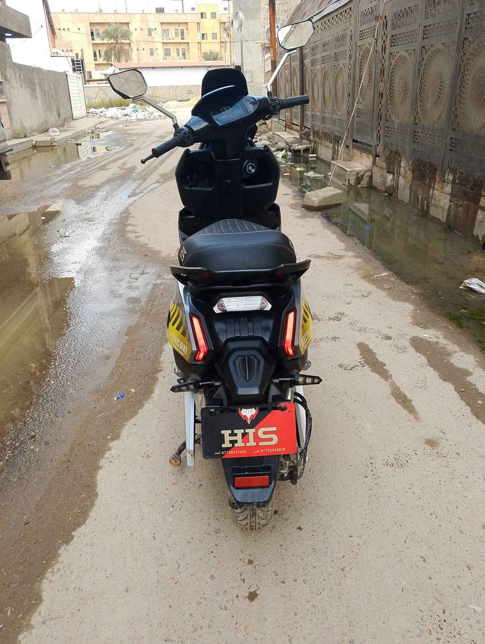 السلام عليكم
دراجه شحن HlS  F1 للبيع 

السعر 800 و بيها مجال 

عدد البطاريات 6 ع فحص 

سرعه 75 حقيقي 

دبل اشاره 

نشره لد بالبجم و صفح 

الدراجه نضيفه حيل 

ملف 3000

بصمه و اسويج 

العنوان بغداد الدورة 
للتواصل *********** بي واتساب
