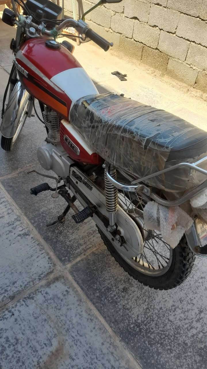 دراجه إيراني نامه    2020  دراجه مكفوله أوراق اصولي  سعر 750قضاء الحي مفرك العكار  ***********
