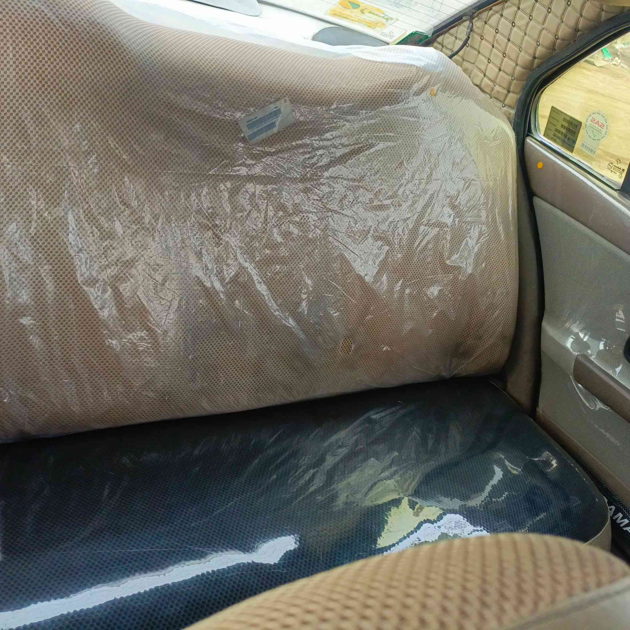 السلام عليكم سمند موديل 2012جاهزة من كلشي كيرمكينةتبريدتدفئة كهربائية تخم تايرصدرامامي وخلفي جددالسعر38بيع اومراوس ابخصوصي مامتواجدعل فيس اتصل***********
