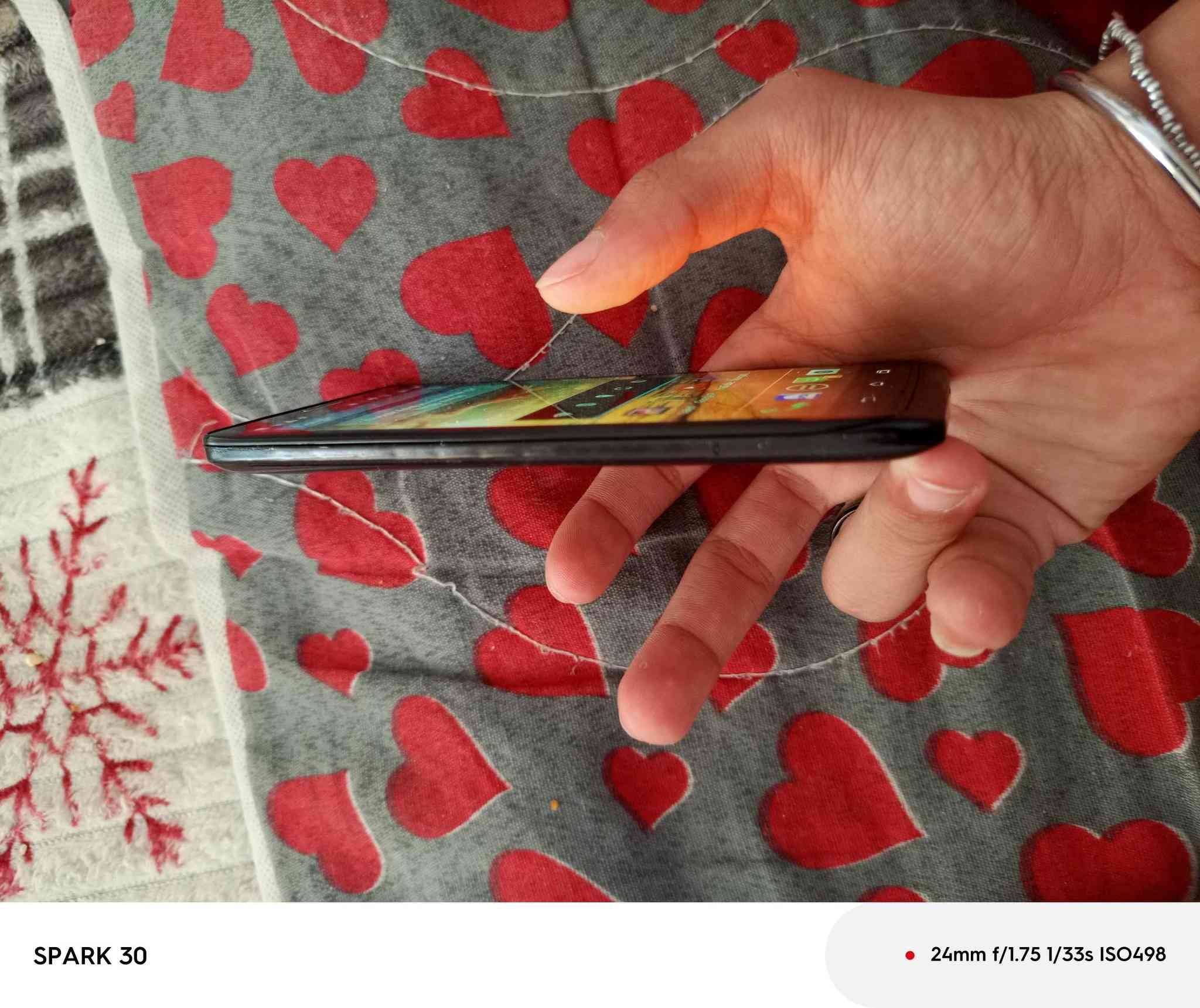 السلام عليكم عندي جهاز موترله جهاز باله نضيف برغي ما مفتوح بي قيم وخذه العنوان بغداد رقمي ***********
