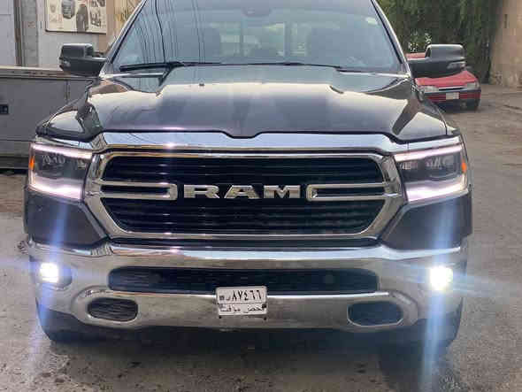 السلام عليكم، للبيع رام بك هورن محرك 6 سلندر ايتورك، فور ويل، ماشيه 4 الاف فقط باب خلفي طويل بدي قصير، بدون ايرباك، صبغ قبق الجنطه والجاملغ الخلفي والبنيد بدون دواخل ويل كب 20، تترقم بغداد وباقي المحافظات، السعر مرقمه كامله 28 الف دولار مكانها بغداد كراده مبايل *********** مع الشكر للجميع
