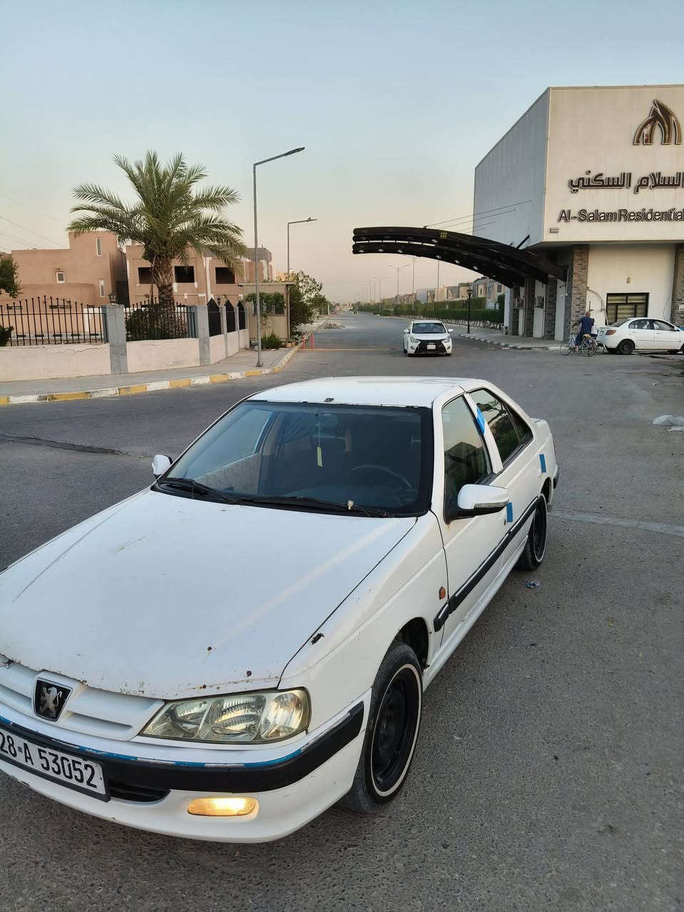 سلام عليكم
بيجو بارص للبيع 

مديل 15

مكينه جديده 

كير جديد 

رقم نجف دولي 

حداديه من الدعاميه  للدعاميه كلها جديده

تبريد ثلج 

تخم بلك جدد

تخم بخاخ جدد 

عبوه بانزين جديده 

كهربايات كلهاا شغال 

السياره متعوب عليه بشكل 

جاهزه عله اخر حبايه 

بيها جاملغ خلفي بي ضربه ومعمر فقط 

مكاني النجف 

***********
