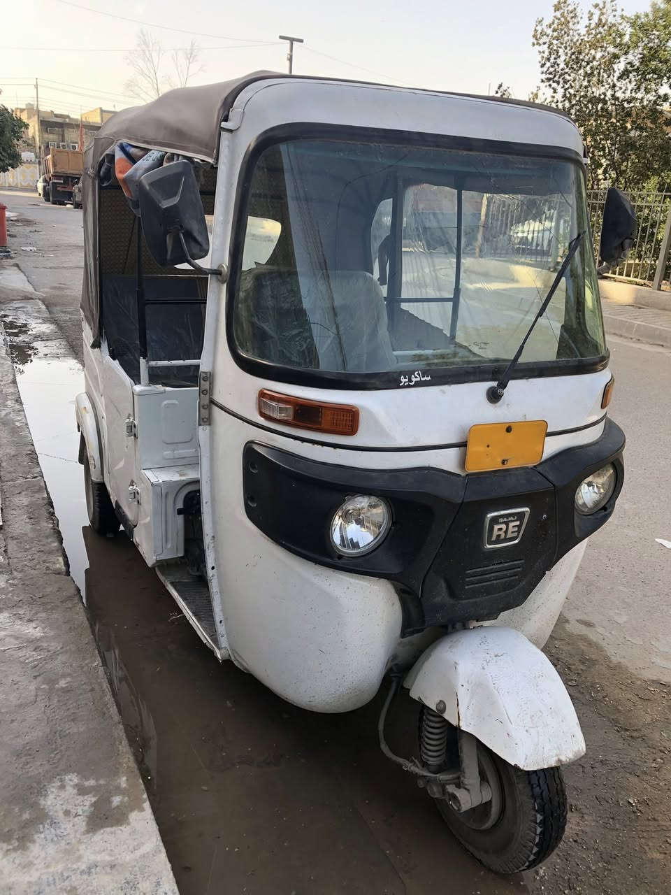 السلام عليكم
تكتك موديل  2022 طالعة ب 21 يعني سنوية تقرة 2021
تكتك كفالة عامة بس الكابريتر تعبانة 
اخوان التكتك رقم كوت وراعيهة موجود بالكوت اكفلك تحويل 
السعر 7 مليون وبيهة مجال 
عنواني بغداد العبيدي 
***********
