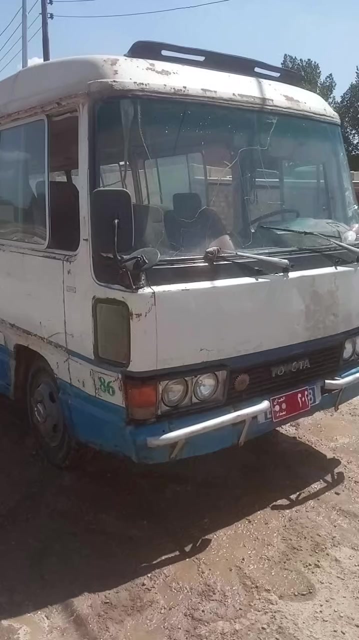 سلام عليكم حبايب سياره كوستر حلوه ونضيفه للبيع مكينه بنگو 3000 جديده وكير واكسل مكفولات  سياره  غنيه عن تعريف سياره مامتعوبه سياره كله بلاديه رقم بغداد مميز 
سنويه عضم عاج تريد اسويلك وكاله عامه 
تريد احولك بخدمتك 
الله شاهد ليدقتم مايتندم (سياره مال بيت )تاخذه  كبل للشارع  خير من الله
السعر 5 ملايين وبيها مجال 
و بخدمت الشراي اتصل ودلل 
***********
***********
