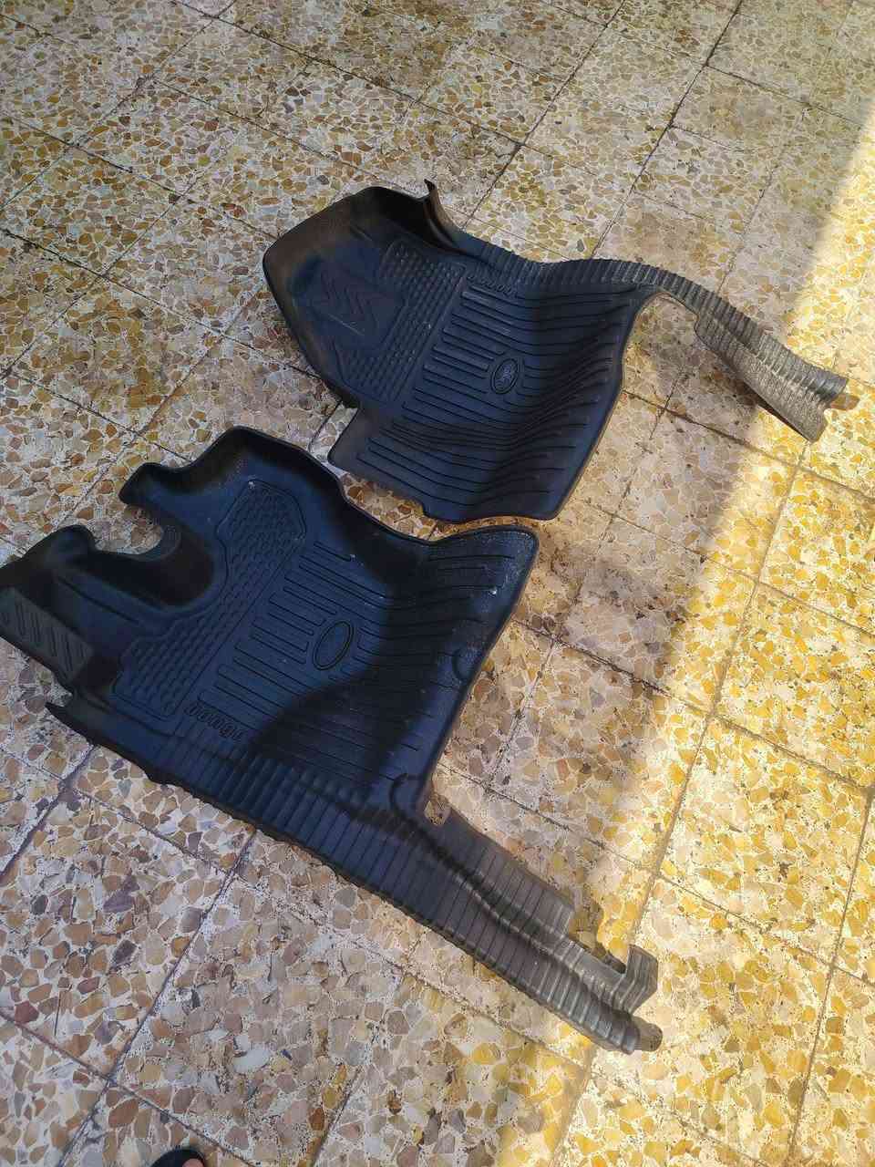 ارضيات كيه حمل مامستعمله جدد مكان كوير سعر 30 الف ***********
