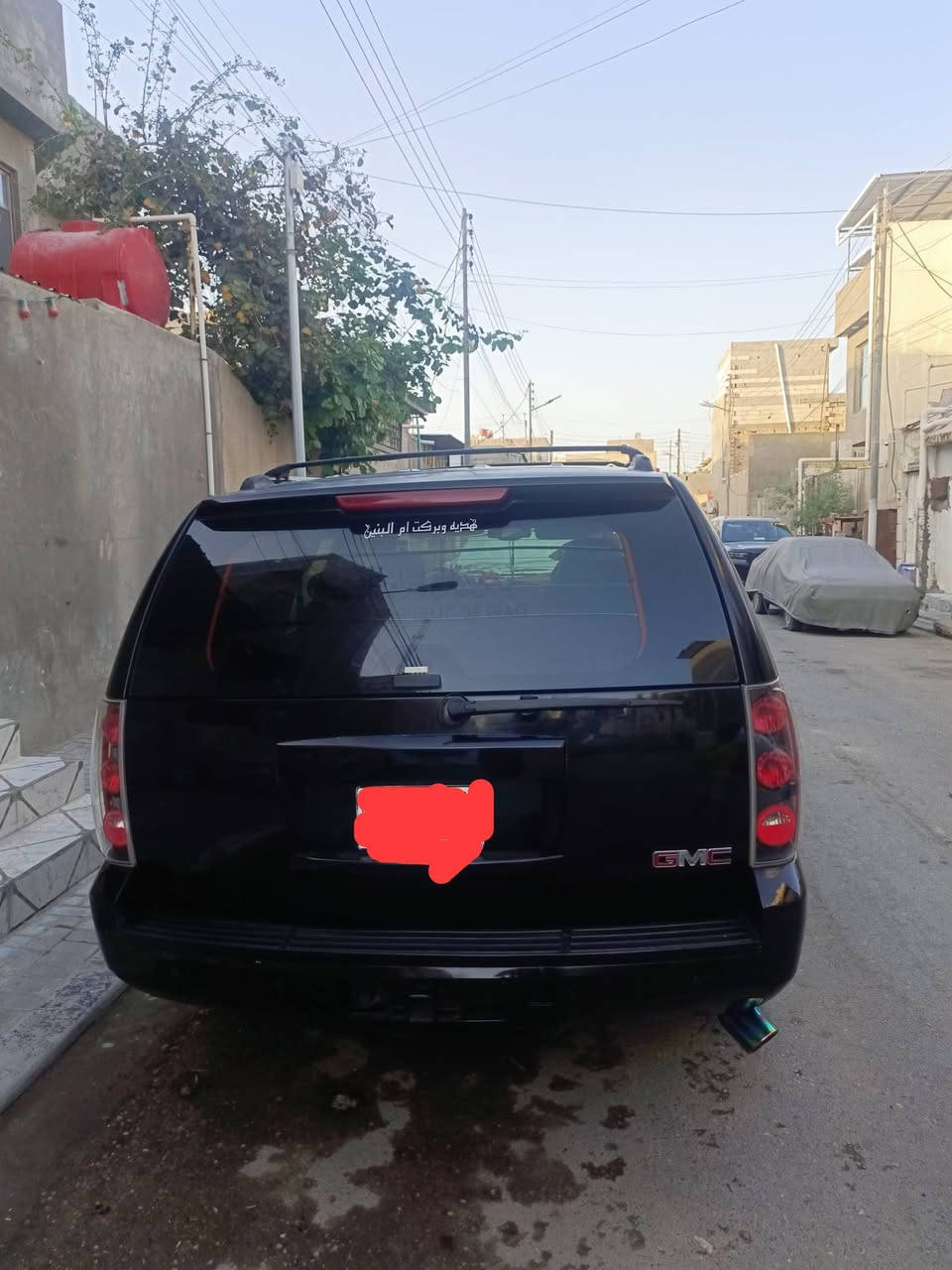 سلام عليكم اعاده النشر بسبب الوعود الكاذبه
يوكن موديل 2007 خليجي مكفوله من الضربه صبغ حزام خارجي  بدون قماره وبدون دواخل  سياره جاهزه من كير مكينه حداده تخم تاير وتشغيل عن بعد وشاشه وكامره خلفيه ولايت زنون تبريد ثلج مري شفط بيع مستعجل السياره احلى من الصور السعر 140 وبيها مجال 
نقال ***********
