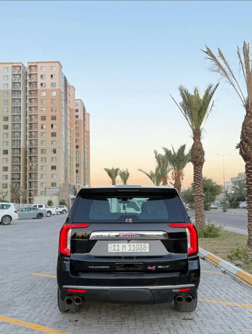 السلام عليكم اخوان للبيع فقط

السعر بلاش. وماكو هيج سعر 380
وبيهه مجال 

 جي ام سي يوكن فئة slt ٢٠٢٢ وارد خليج 
  
بيهه قطعه باب سايق صبغ. وتكم شبر بشبر ولقماره بارد قطعه 
اعلانيه واكعه 

السياره فووووووووول ١/١
 ماشيه / ٦٠ الف كيلومتر 

مواصفاتها 
رادار امامي
نقط عمياء جانبي 
٥ كامرات
٣ شاشات 
كشنات حار بارد
كشن خلفي vip
جنطه شفط 
وبعد بيهه مواصفات متخلص 
مكان سياره بغداد 
*********** بغداد, العراق
