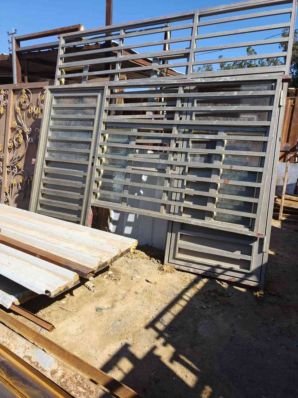 السلام عليكم  بيبنان للبيع باب جنح عرضه ٣ورتفاعه ٢٨٠  وباب متر في ٢٨٠ وباب طلاكه وربع وشبابك واحد عرضه ٣ ورتفاعه ١٨٠ واحد مترين ونص ورتفاعه ١٨٠  مكاني كربلاء


**إذا كنت صاحب هذا الإعلان وتريد حذفه لأي سبب، رجاءا أرسل رسالة إلى الدعم الفني**