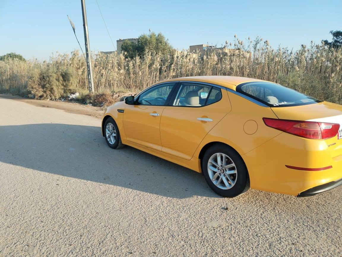 السلام عليكم ورحمه الله وبركاته للبيع اوبتيما موديل 2016 خليجي مكفوله  منظومه غاز حداديه جديد دواخل جديد تبريد جديد كل شيء حلو بيها صبغه جديده مكينه 2000 سياره شركه اسكندريه ***********
