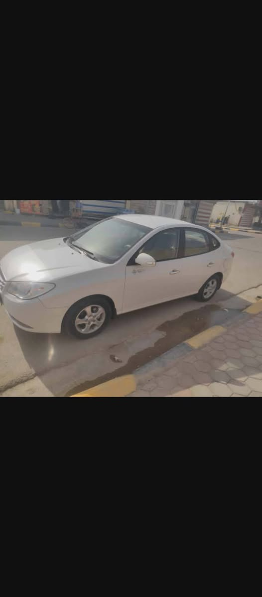 الانترا 2011 خليجي مكينه 1600دوش سيارة جاهزه على اخر حبايه سنويه ل2031باسمي حادثها جاملغ امامي عكس سائق بدون دواخل فقط صبغ سعر 112وبيها مجال بسيط ***********
