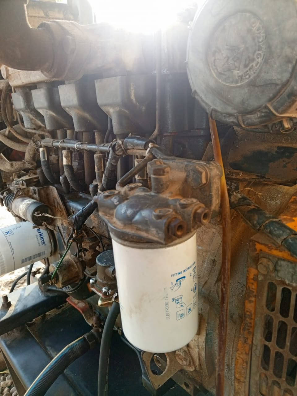السلام عليكم مولدة ليستر  عادي مو سوبر 20 kv   (4سلندر ) سعرها  25 ورقة  للتواصل  *********** واتس اب   مكان الموالدة بابل قرب جامعة بابل
