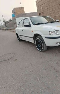 موديل ٢٠١٠ • داخل اسود • رقم دولي