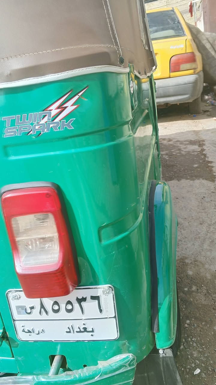 تكتك 2022  بيهة لغد ومعمرة دوس وراش الدوسة الامامية فقط السعر 8500 بغداد الزعفرانية الهاتف ***********
