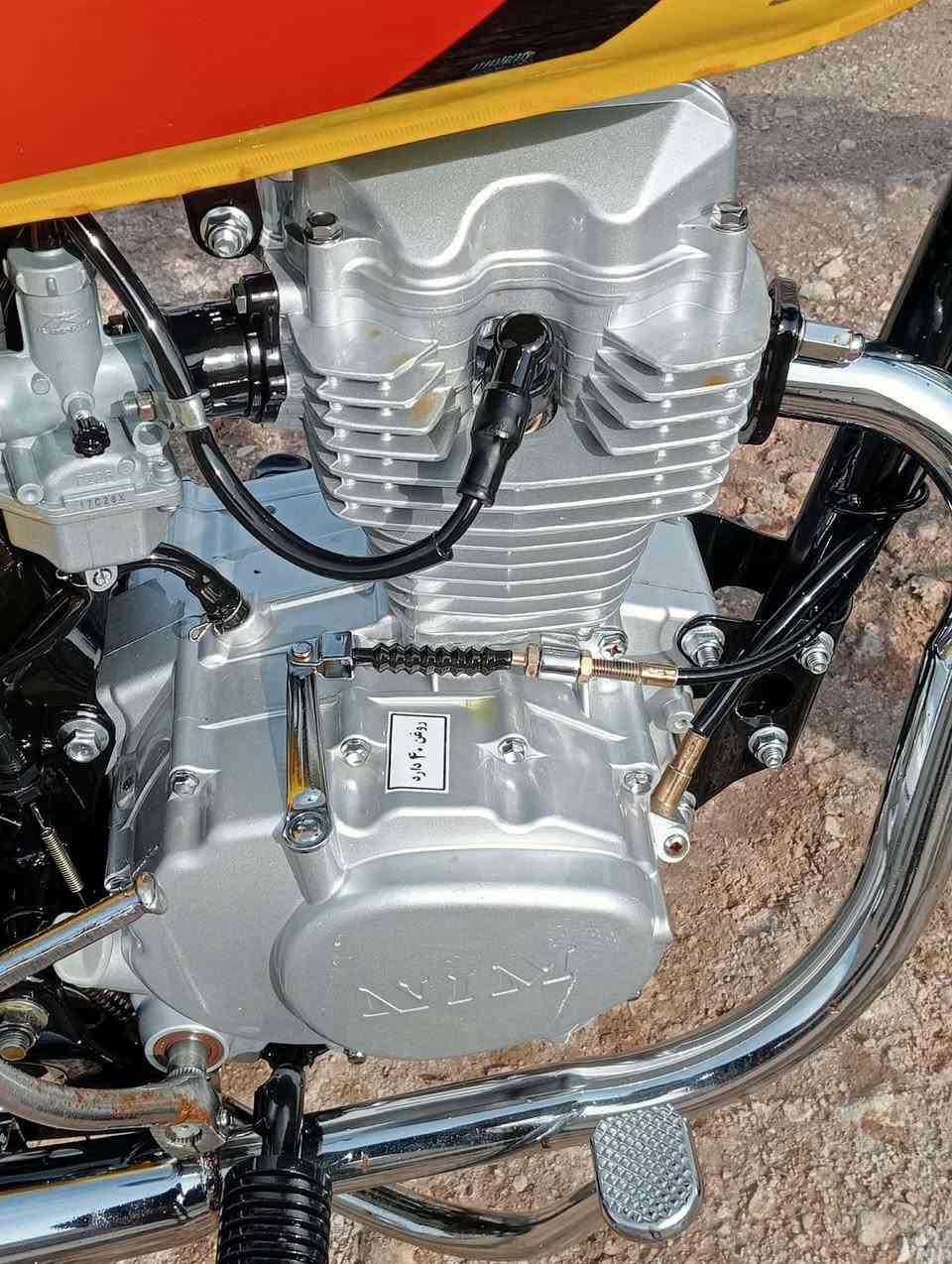 السلام عليكم
دراجه للبيع موديل 25صارلها شهرين طالعه من الوكيل سكنر 
مكلف ب نشر 
رقم راعيها *********** 
السعر 750قفل المكان ناحيه الفظليه
