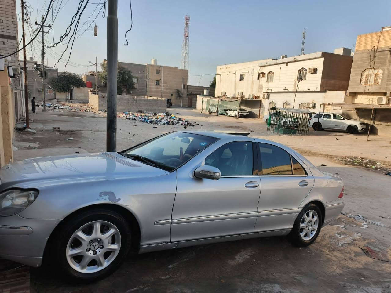 مارسدس قواص مديل 2001 فول مواصفات سياره مكفوله مكفوله من العيب الشرعي والكصه ونقل جثه مكينه 6 سلندر كير محرك تبريد 5 بصمات امرايات شفط  فتحه السياره فول مواصفات سعر 90 رقم السياره كركوك سياره بيها معامله وسنويه وملسق وهزه سياره واصله للكمرك بس يندفع كمركها معامله الكمرك موجوده كامله واصله للكمرك  السعر 90 وبيه مجال  العنوان البصره الزبير
رقم التليفون ***********
