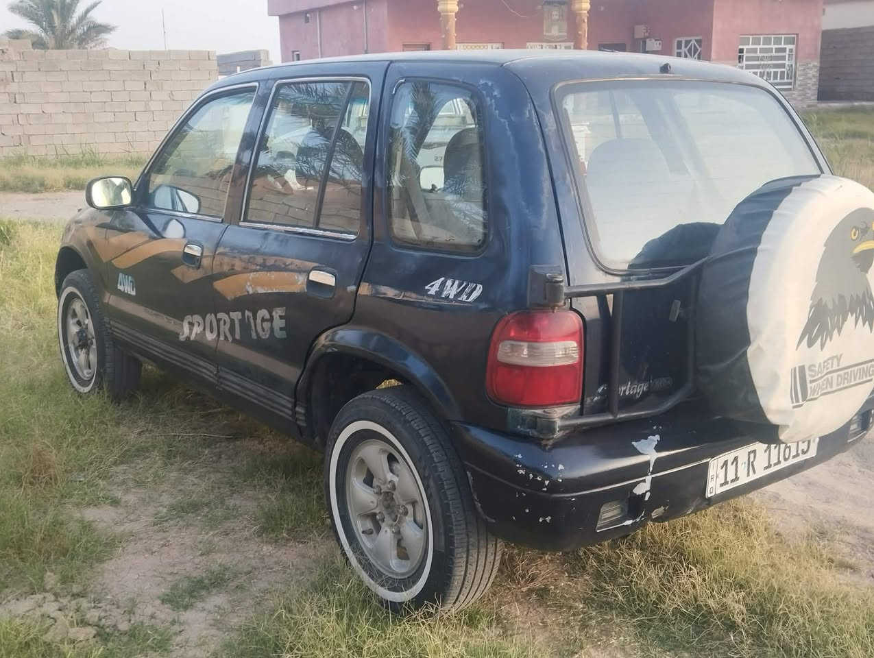 كية سبورتج  موديل 1993 محرك مفتوح  كير عادي مكاني ديالى السعر 42ورقة وبية مجال ***********
