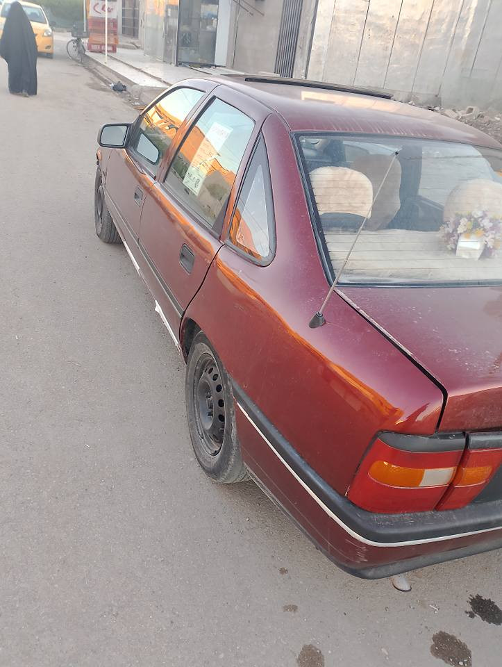 اوبل فكتره موديل 1992 حجم محرك18كير ومحرك بل شرط سنويه لحد2027 تريد وكاله تريد تحويل سعر44وبي مجال قليل ممتواجد على فيس هاذ رقمي(***********) كركوك, العراق
