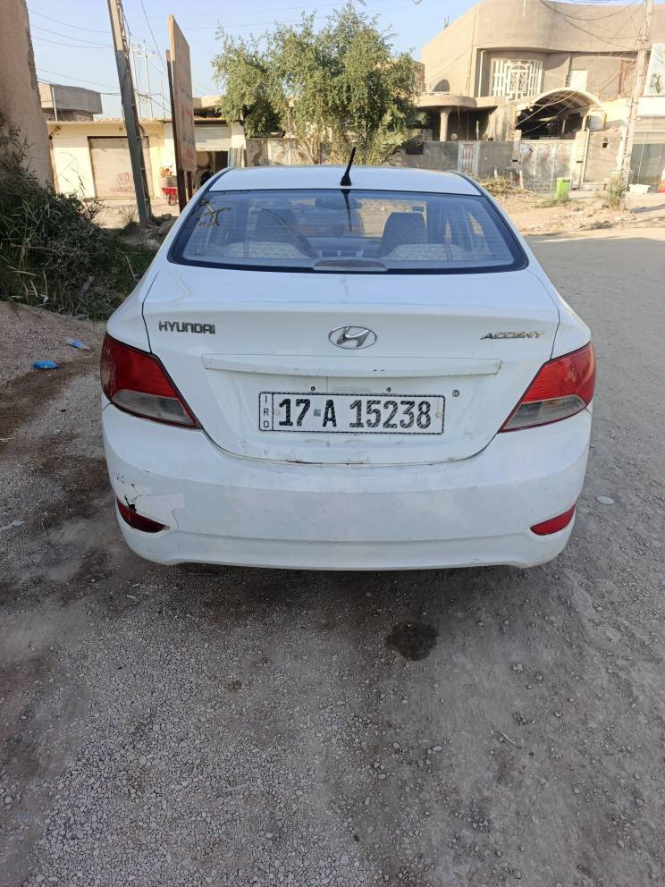 اكسنت خليجي مديل ٢٠١٣ مضلع لون أبيض بسمي رقم دولي بس جاملغ بيهه وشغلات بصيطه معروضهه للبيع أوامراوس رقمي *********** النجف, العراق
