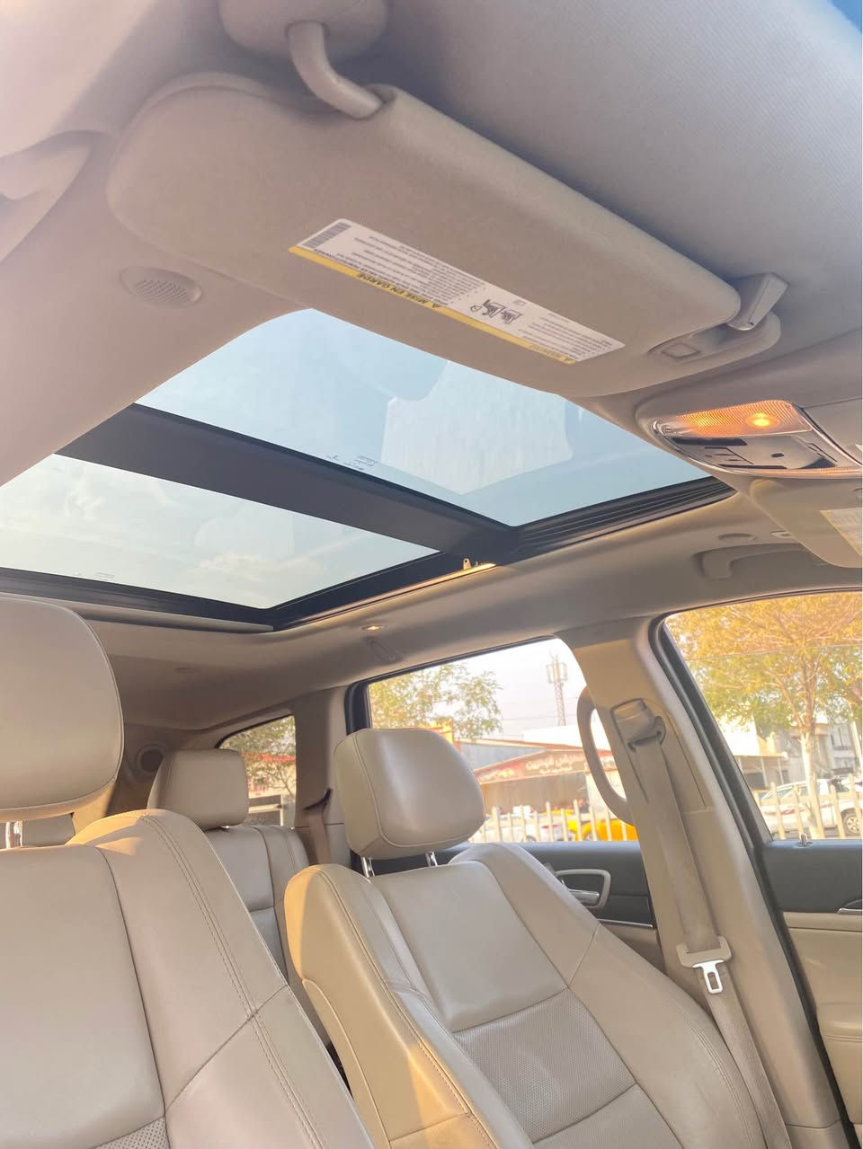 جيب لاريدو موديل 2019  
موصفات لمتدد فول فول 
سياره كلش نضيفه 

مكان /كركوك 
*********** كركوك, العراق
