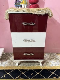 غرفه تركيه للبيع السعر ٢٥٠ وبيه مجال  07712339072