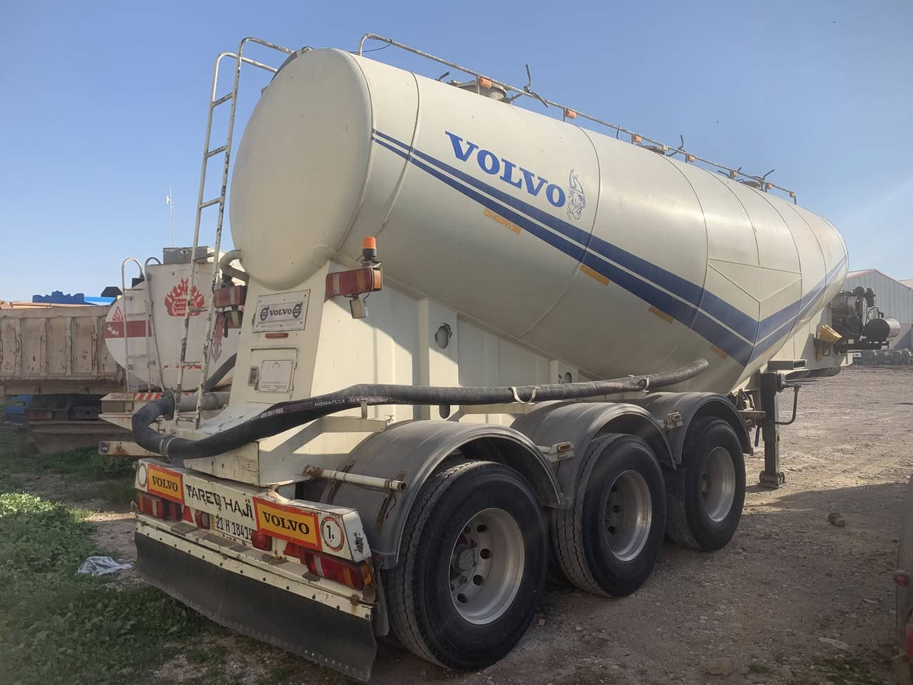 بطل سايلو طارق حاجي 3 قبغات يحمل 35 طن فصل وربط سليمانية 3 دناكير دبل تاير ومحرك دويز شغال وبشرط وتخم تاير جديد 

موديل / 2014

السعر / 180$

اوقات الاتصال من ساعة 9:00 صباحاً حتى ساعة 8:00 مساء

***********

***********

***********

عنوان / كركوك معارض شارع المطار مقابل جسر واحد حزيران قرب محطة الانوار 

@إشارة
