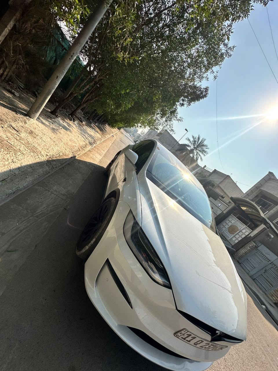 تسلا اكس ٢٣ للبيع ماشيه ٦٥ الف كيلو السياره بلاد ١٠٢٠ حصان  بطاريه مكفوله جديده السياره سعرها مناسب الي يريد يتواصل ع الرقم ***********
