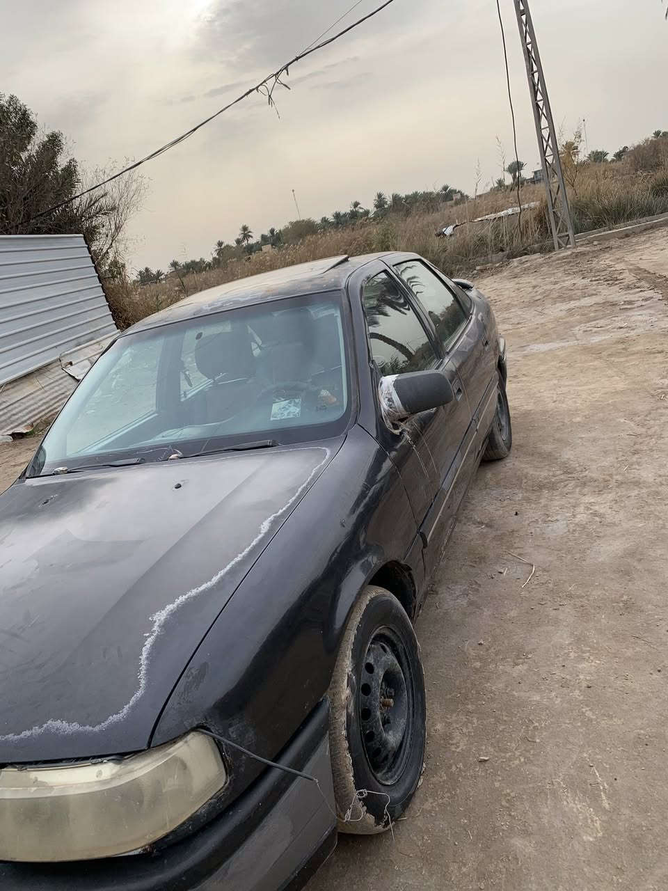 السلام عليكم اوبل فكترا للبيع موديل 92 سياره بسمي سنويه لل27 السعر 14 وبيها مجال مكاني الديوانيه رقم الهاتف ***********
