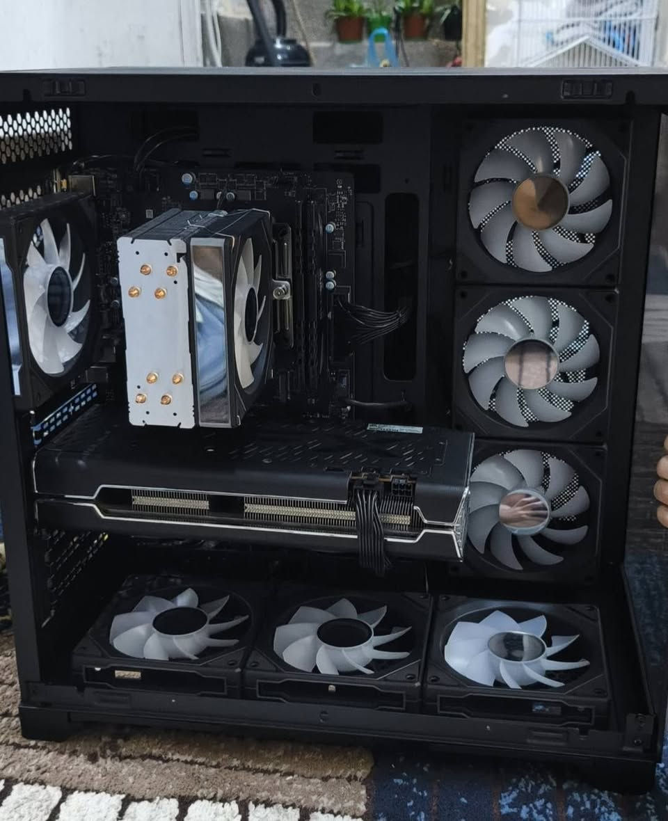 سلام عليكم
تجميعة اخت الجديدة للبيع مواصفات:
RX 5700xt XFX جديد كلش نضيف
Ryzen 5 3600
B450-A pro max
Ram 16 DDR4 8*2
CAES 7FAN RGB 
Power 650w
SSD 512gb
القطع كلهن نضاف مستخدمات شي بسيط سعرها ٦٧٥ وبيها مجال وعندي اربع كيبوردات واربع ماوسات و٤ ماوس باد الي يريد شي منهن يتفضل خاص 
رقمي بي واتس  ***********
