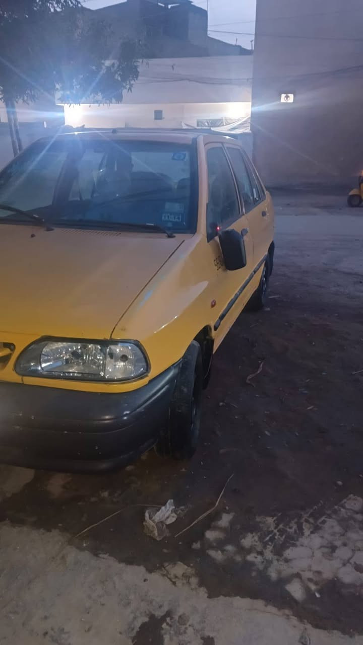 السلام عليكم سايبه موديل ١٤ بغداد بسمي سنويه ورقام جدد انكليزي كير مكينه تبريد صدر  كهربائيات كله مكفول بيها جاملغ وباب مبدلات شواصي نضيفه ٣٥ وبيها مجال مكاني الامين الثانيه للاستفسار ***********
