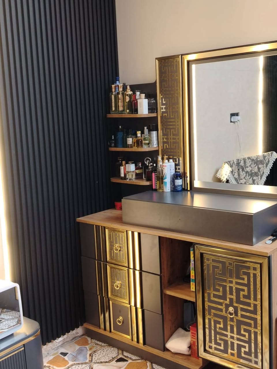 غرفه نوم جديد استعمال قليل مشتريتها بمليونين ونص الله شاهد رايدتها بمليون و٢٥٠ مكاني الدوره


**إذا كنت صاحب هذا الإعلان وتريد حذفه لأي سبب، رجاءا أرسل رسالة إلى الدعم الفني**