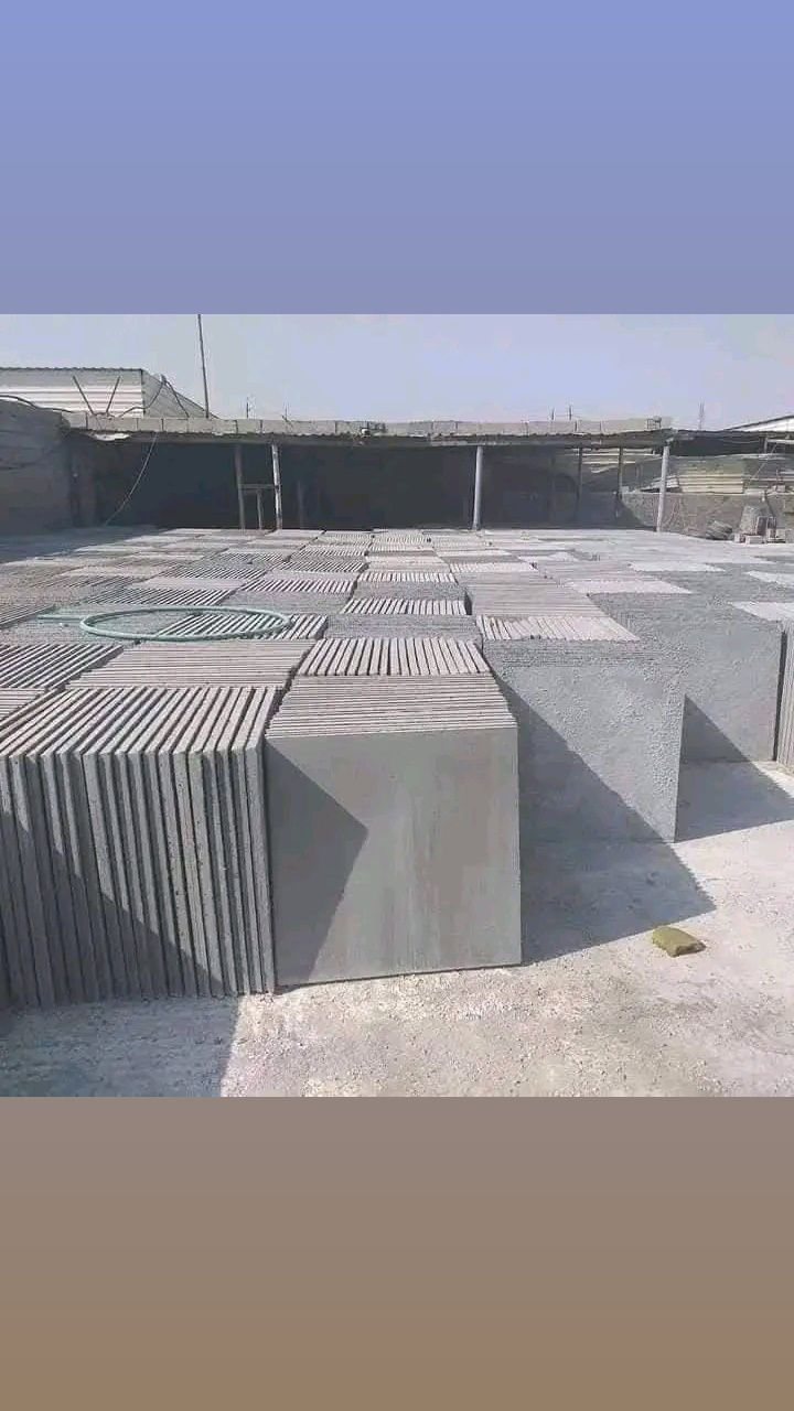 ونج لتصعيد كافة مواد البناء من طابوك ورمل وسمنت وشتايكر وتراب وبأسعار مناسبة للاتصال على الرقم ***********
