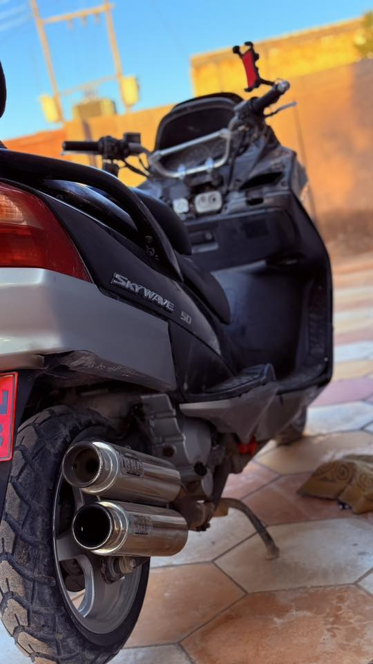 السلام عليكم
سكاي وايف للبيع او المراوس بأيباد وياريت زت فولد 
كفاله فقط خيط بخار من تحمى يروح  صالنصه رياضي شرط سرعتها تعبر ل160 
الوركاء/الكرامة 
السعر 400 
*********** واتساب
