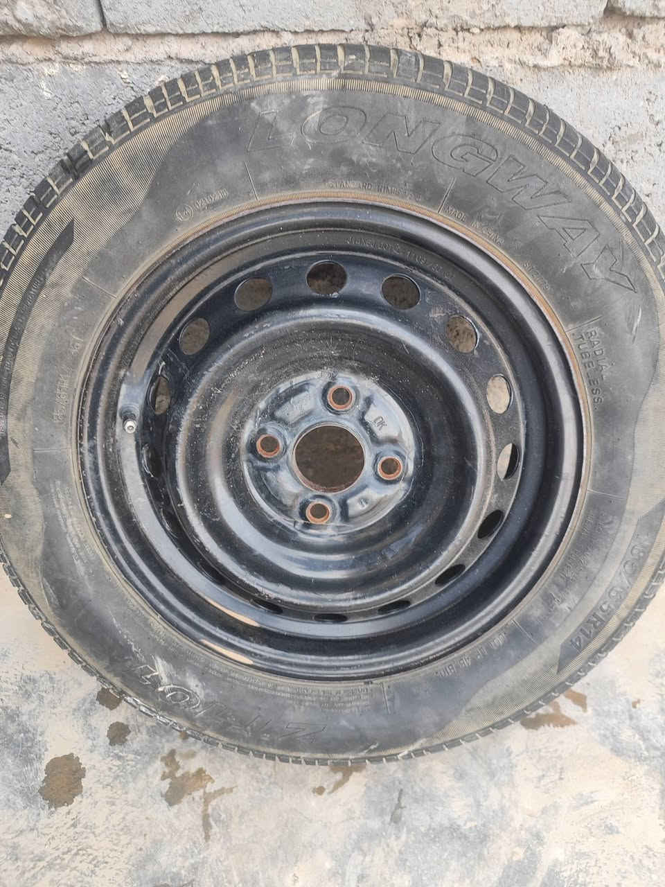 مبرده نضيفه حجم 2.5 سرعه وحده السعر 75
شاشه حجم 43 بوصه السعر 110
تابر اوبل فكتره +ويل للبيع ب45
للتواصل على الرقم ***********
