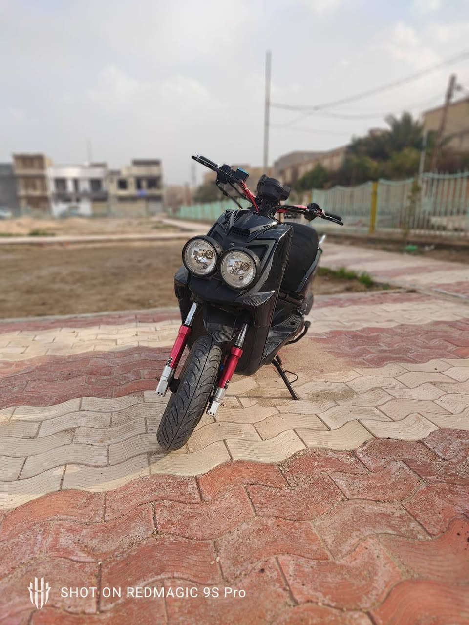 سكنس جبلي كفاله عامه بلادي برغي مامفتوح بيها مزوده من الطول لطول كلها علئ ايدي صالها شهر من طالعه وصلها موجود كفاله من البرغي فقط الكلج الخلفي الطاسه مالته يرادلها تنعيم بكاغد جام فقط كفاله من البرغي كلها بلاديهه بيها نزويد خير من الله سعرها 1100وبيها مجال مكاني حي القادسيه. رقم لتواصل عبر الواتساب ***********.  لمعلمات اراوس بعدله بس كون نضيفه مو نطايح اذا مالتك نطيحه اطلع كبل
