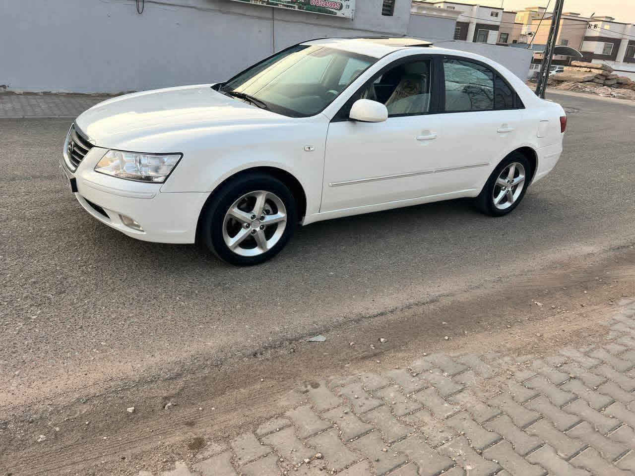 السلام عليكم السعر 50 قفل 🔒
سياره متعوب عليه تجي شوفه تسوه اكثر الله شاهد 
للبيع سوناتا 2009 غاز اصل انسه صرف جاهزه ربع متصرف بيه ارقام سنويه اصليه شرط شرط تجي اشوفهن
سياره فول فتحه.. شاشه مري شفط حساسات
مكاني النجف الإشراف ***********
