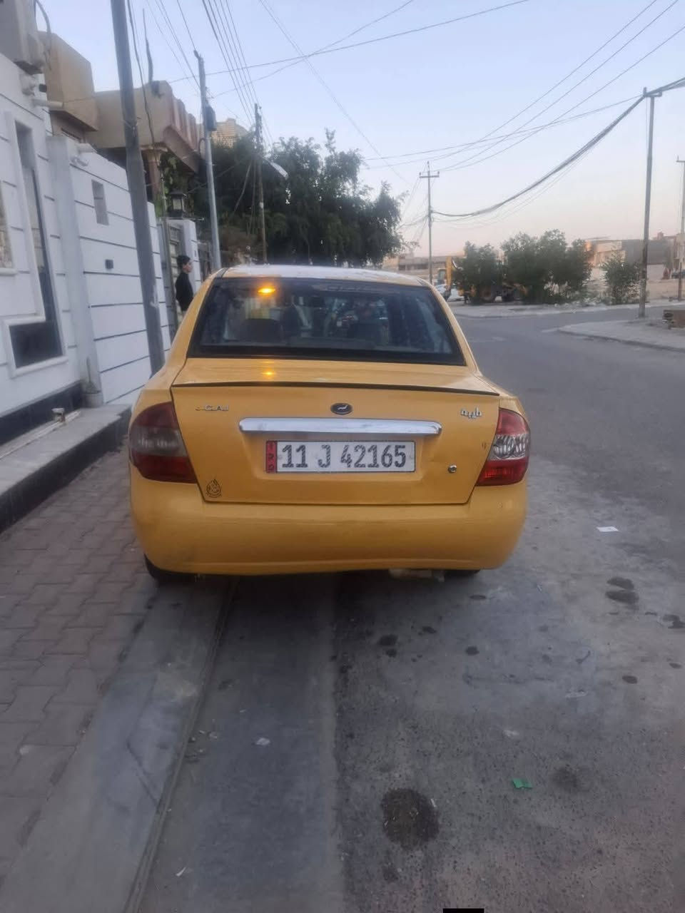 السلام عليكم طيبه لبيع موديل 15  سياره جاهزه من كلشي كير ومكينه وشواصي تبريد تتفئه خير من الله سياره انضف من لصوره بعد الله شاهد
لسعر 42.
العنوان كربلاء حي المشتبه
رقم الهاتف ***********
