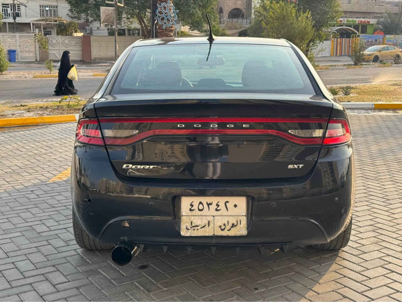 السلام عليكم 
دوج دارت 2016 
حادثها جاملغ وبنيد 
سياره جاهزه بدون نقص 
مكانها بغداد حي الجهاد مواصفات 
محرك 2000
تحكم ستيرن جهتين 
السعر 90 $
رقمي *********** بغداد, العراق
