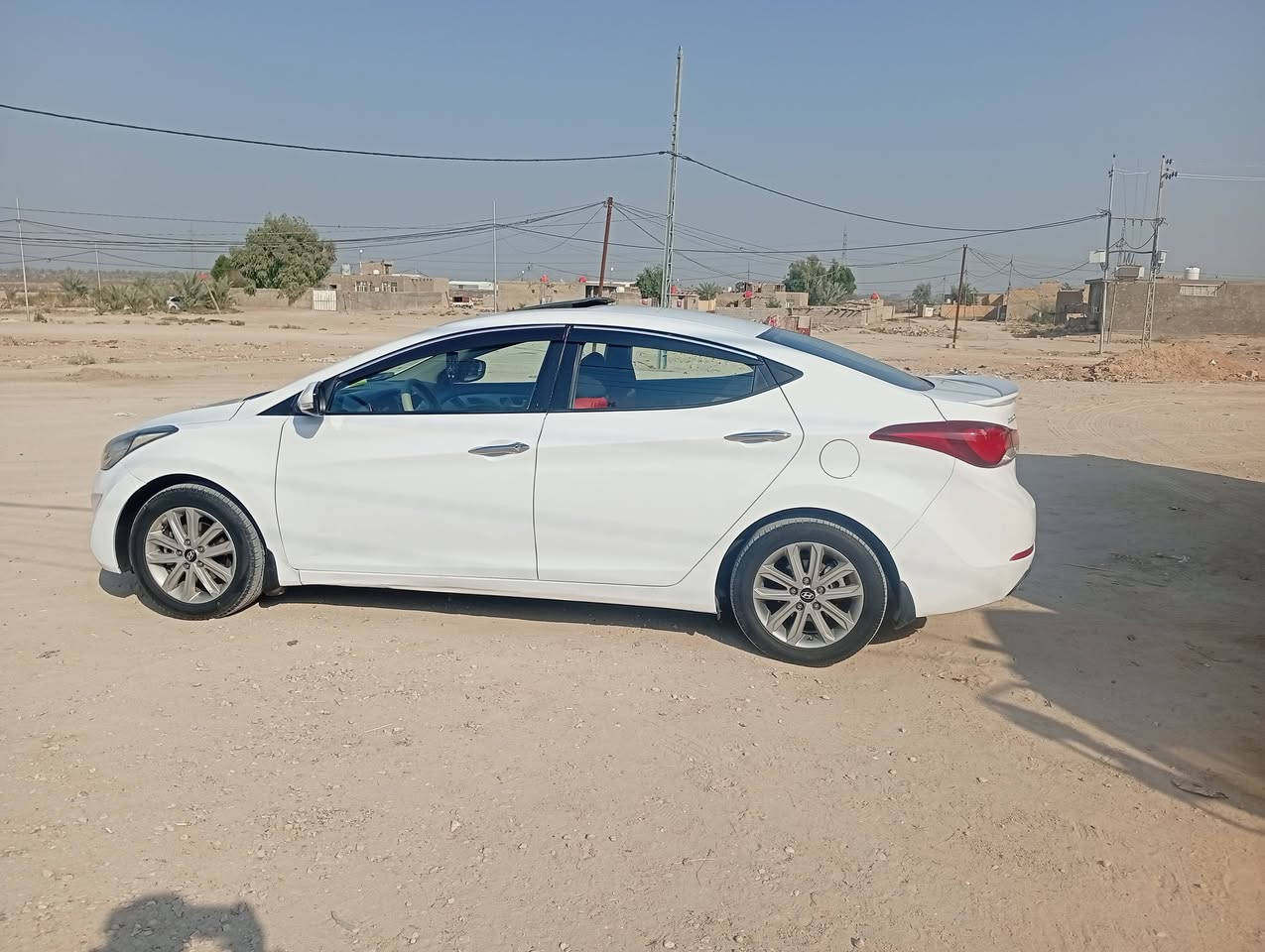 سلام عليكم النترا للبيع 15خليجي فول عده البصمه قطعتين تبريد سونار بلمنشور سعر 123بيه مجال العنوان كربلاء رقم الهاتف ***********
