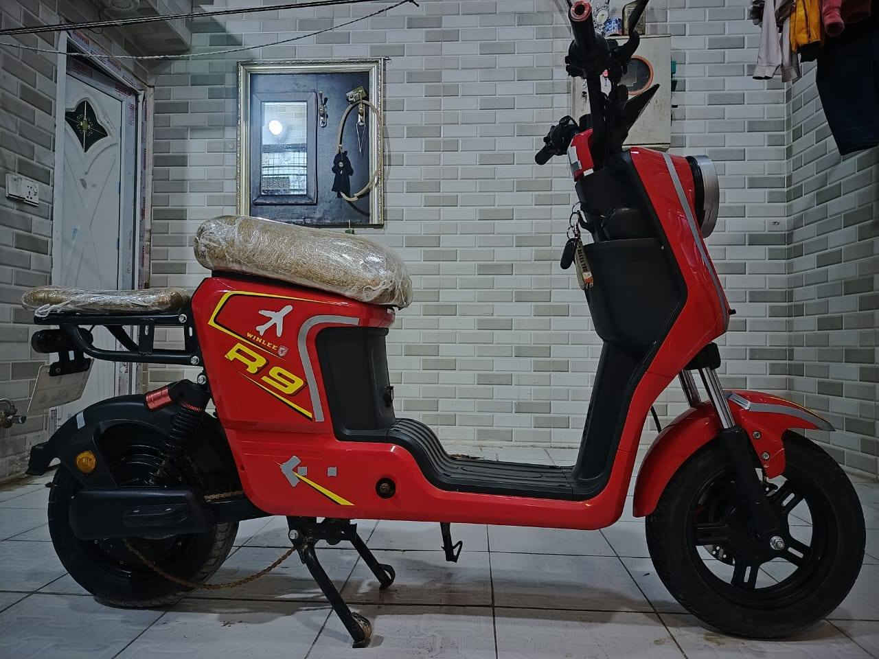 باسكل شحن في الروضتين السعر 450الف بي مجال قليل بطاريات اصليه بدلهتهن قبل شهرين  شاحنه اصليه جديده *********** ابو ملك
