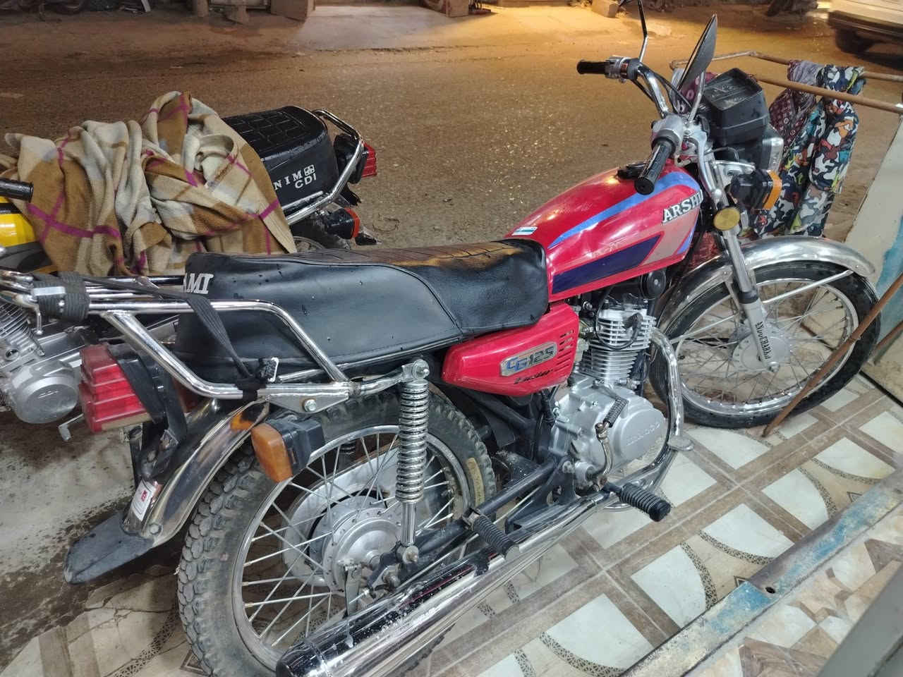 دراجه ارشا اربعه كير ايراني  للبيع ما مفتوحه مكاني كربلاء حي العسكري ***********
