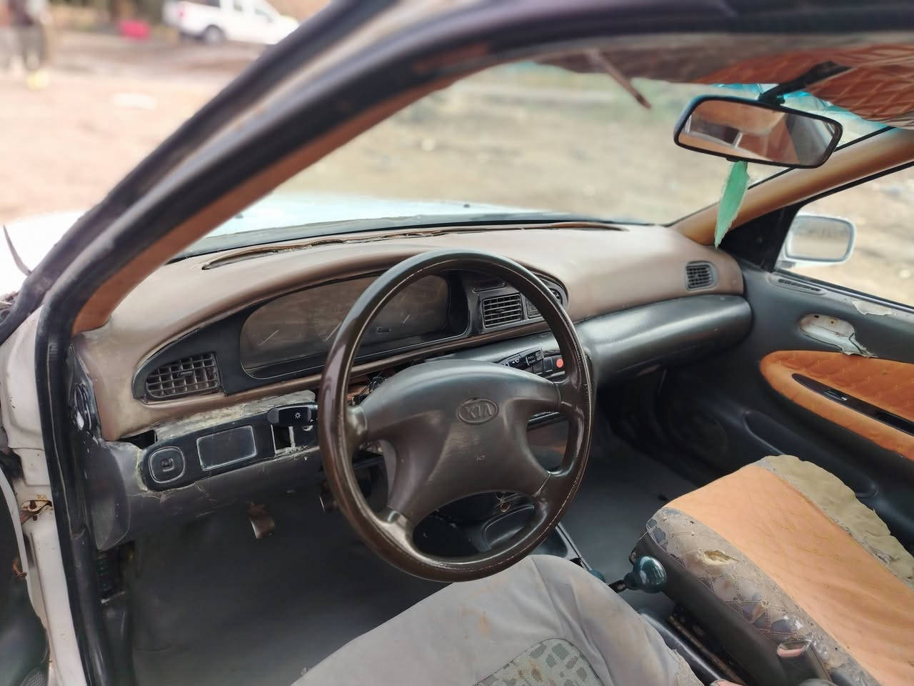 كيه سيفيا م ٩٦ رقم انبار مشروع وطني السعر ٢٦ العنوان واسط *********** $***********
