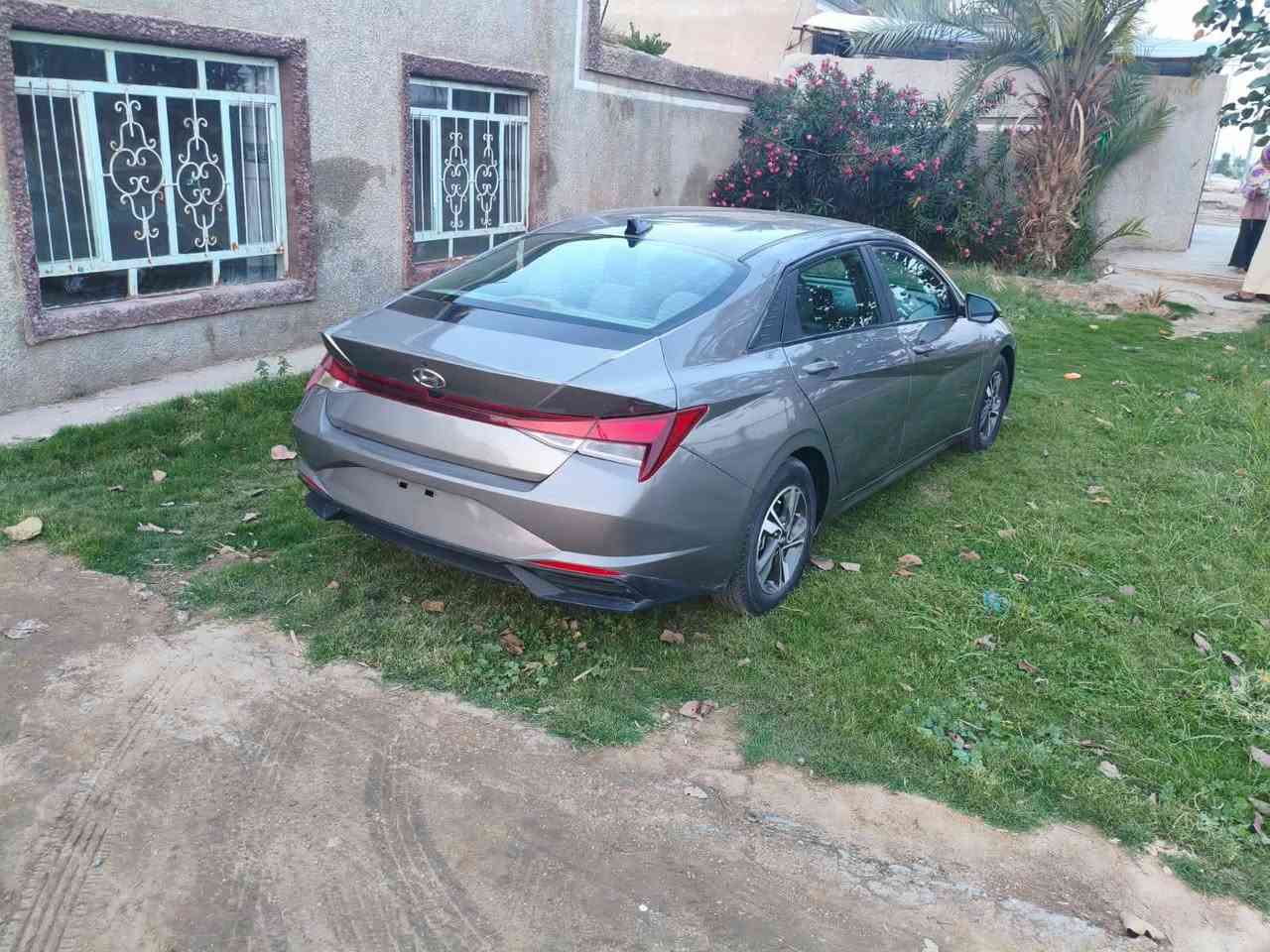 النترا مديل 23 أمريكي حادثه جاملغ خلفي ومصبوغه عام السياره مكينه 2000 دوش
ماشيه 32 السياره لامكلوبه ولادواخل مابيهن شي السعر 113 قفله ترهم مراوس
***********
