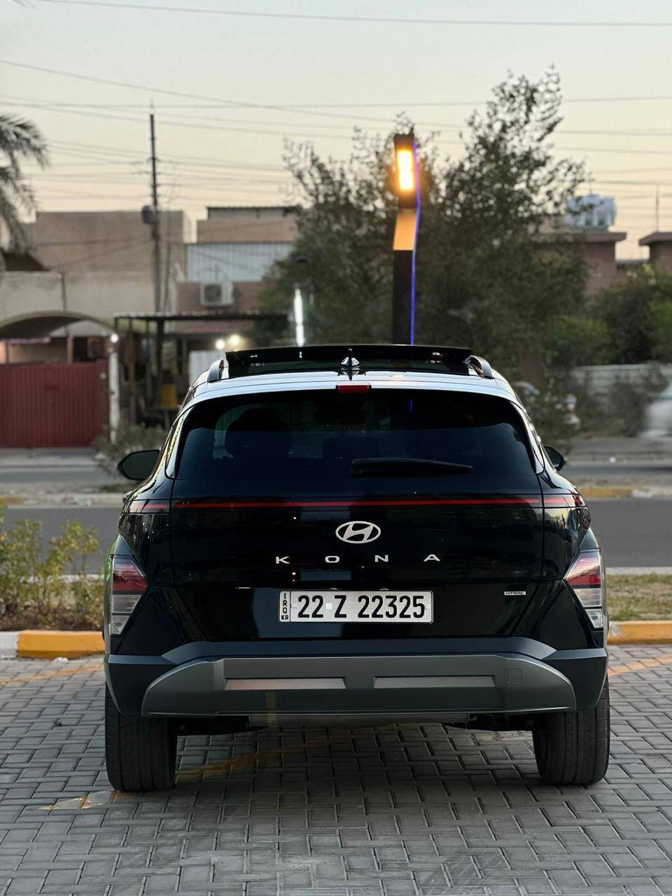 هونداي كونا 2024 HTRAC 
… الشكل الجديد
فول مواصفات، رقم اربيل  ، وارد امريكا 
بيها بنيد صبغ فقط بدون دواخل بدون ايرباك 
المواصفات:
- السيارة فتحة
- محرك 2000 دوش المرغوب 
- بصمة تشغيل مع الأبواب والصندوق
- تشغيل عن بُعد
- هند بريك بصمة
- شاشة ديجيتال متصلة
- نظام ترحيب عند الاقتراب
- كرسي سائق كهرباء
- رادار أمامي + خلفي + نظام النقطة العمياء
- تحديد مسار وتحذير عند الخروج عن الخطوط
- نظام أوتو بارك يضرب بريك عند الاقتراب
- أنظمة قيادة متعددة
- أوتو هولد
- نظام صعود المنحدرات
- إشارات في المرايا
- تبريد بيانو مناخي منفصل (أمامي وخلفي)
- تحكم ستيرن أربع جهات
- شاشة كبيرة لمس تدعم Android Auto وApple CarPlay
- كاميرا خلفية دوّارة Full HD
- إنارة LED أمامية ونهارية وخلفية 
- ⁠تبريد قطعتين 
- وضعيات قيادة سبورت + نورمال + سنو 
- رادار خلفي تنبيه عبور + بريك ذاتي 
- ⁠كار بلي  
السيارة مكانها بغداد الدوره 
للاستفسار  الاتصال ع الرقم: 
***********  
السعر 175$
