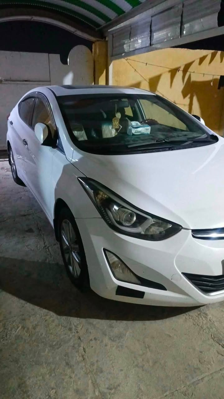 النترا 2015 خليجه بيهاا صبغ بخشم البنيد وباب العبري السياره فول فتحه تحكم فول مواصفات مكينه 1800 تبريد حداديه كله جديد رقمهاا بابل مكان السياره واسط وهذا رقمي ***********
