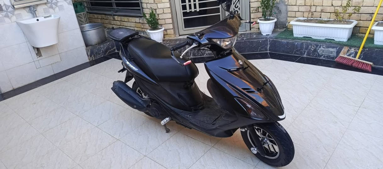 ادرس حديث ياباني
دراجة نضيفة بشكل ربع مَتصرف عليها 
عليها تزويد مرتب
شاشة كار بلي
گرون
دوسات
ويالة نجمة
بگ لايت جديد ابو 85
اشاير بطح حديث
مكينة ناعمة ومكفولة نوزل نضيف. شعلة ومعدل بشرط
سعرها 1350 مكاني طشاش 
رقمي ***********
