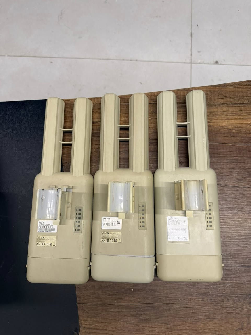 توفر لدى مكتبنا 
ميموسا 24 v سعره 320 مع المحولات 
روكت xw سعره 90 الف
912 سعره 35 الف
سكتر ubnt 120 سعره 55 الف
سكتر 90 ubnt سعره 55 الف 
ارنب اومني مايكروتيك سعره 35 الف
يوجد لدينا توصيل لكافة المحافظات 
***********
