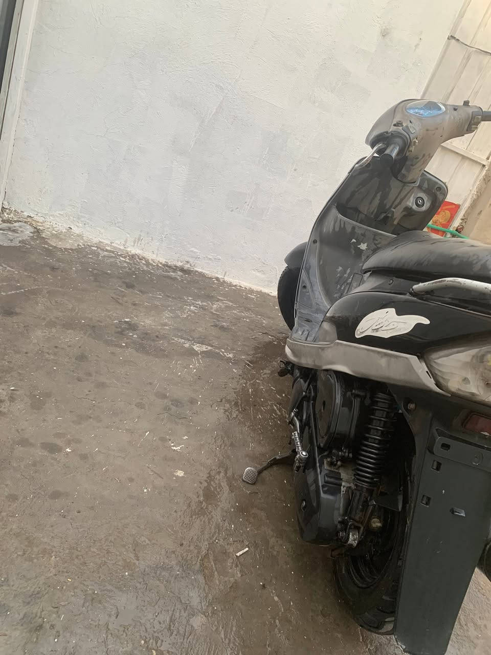دراجه ماكس منغولي بلاديه وختم واحد دراجه عله ايدي نقصها بس باتري وبريك مكينه مجفته سلف رياضي سعرها 500 دراجه بعدهي ملحه اخت الرمبه مكاني بغداد عبيدي رقمي ***********
