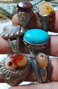 فضة • أحجار قديمة • مبادلة