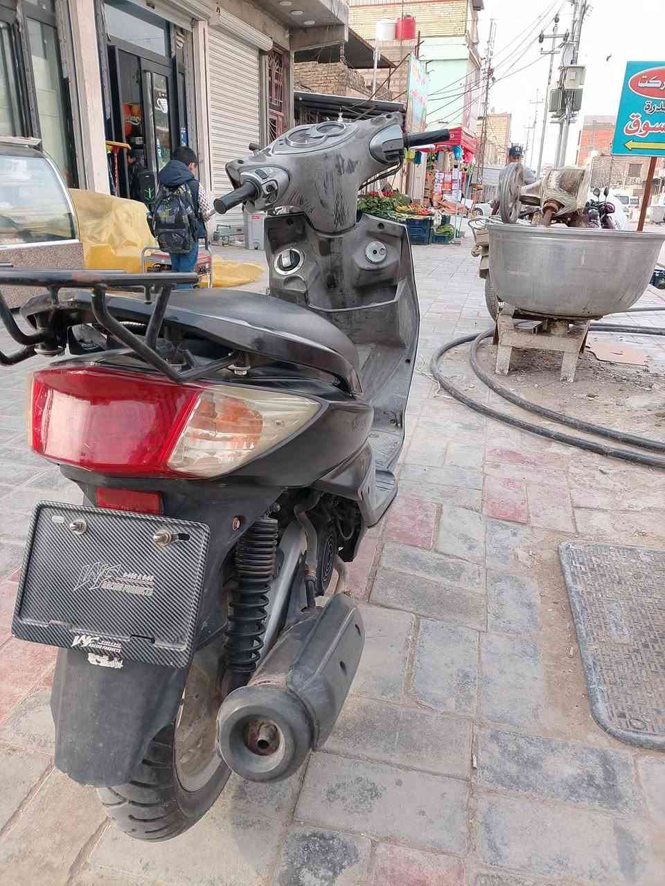 السلام عليكم سكنس فحل للبيع مكان كربلاء. دراجه مال جناي دراجه قويه ومعروفه بقوتها سكنس فحل عمي اريد ابيع محتاج فلوس فه سعرها مناسب دراجه جديده 650 *********** اتصل ودلل دراجه مكفوله حته من جلغت الواير ❤👍
