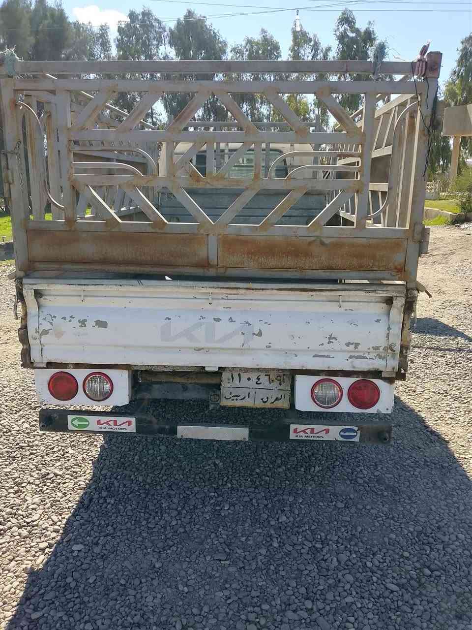 السلام عليكم كيه بزون موديل 2002مامسجل كير محرك اكسن شرط السعر 28 بيه مجال استفسار ***********
